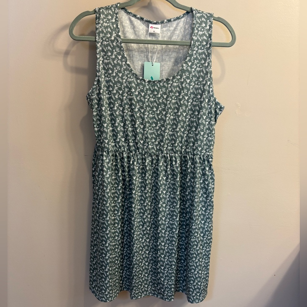 Elegant Green Floral Mini Dress